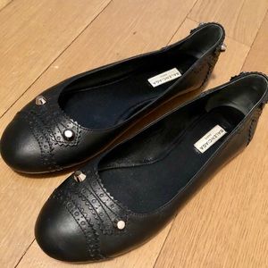 Like NEW balenciaga flats